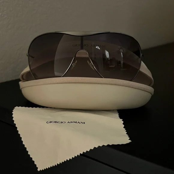 Giorgio Armani aviator shield sunglasses gray Giorgio Armani Silver Metal Oval Aviator Shield Sunglasses  main image 2